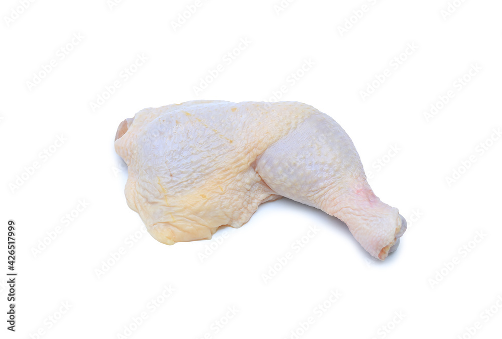 Naklejka premium Raw chicken leg isolated on white background with clipping path