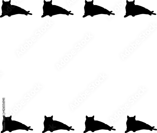 横になって休む猫のシルエット