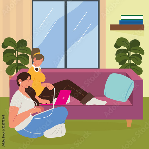 girls freelance working