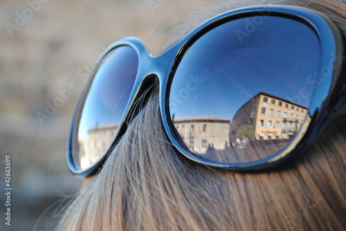 Reflet architecture dans des lunettes de soleil