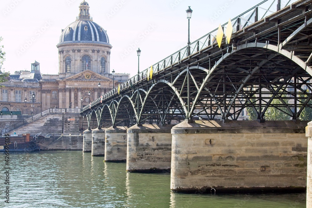 Fototapeta premium bridge over the river seine
