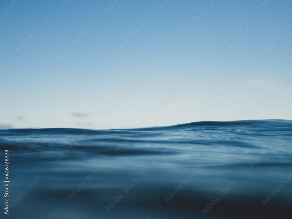 La calma del mar, el agua y su tranquilidad