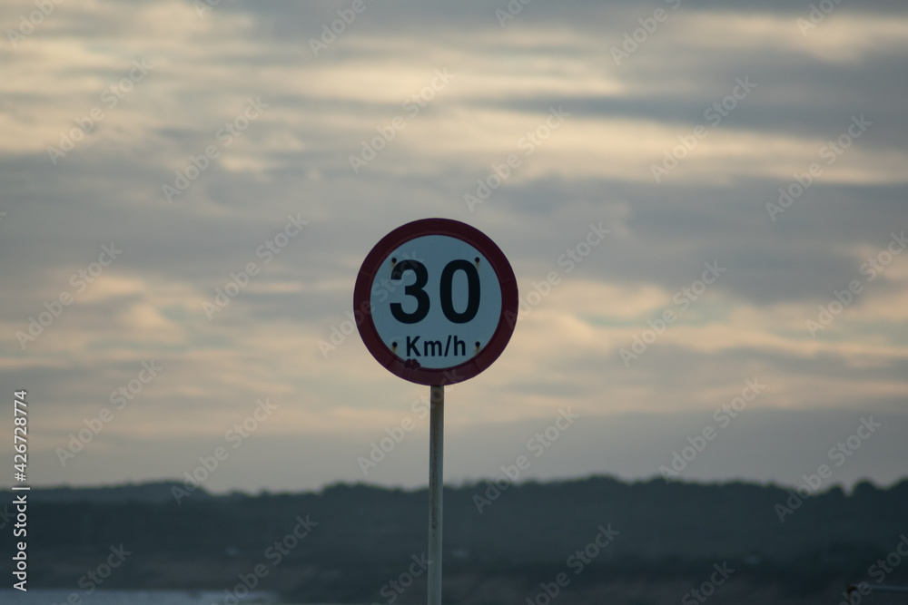 speed limit sign on sky