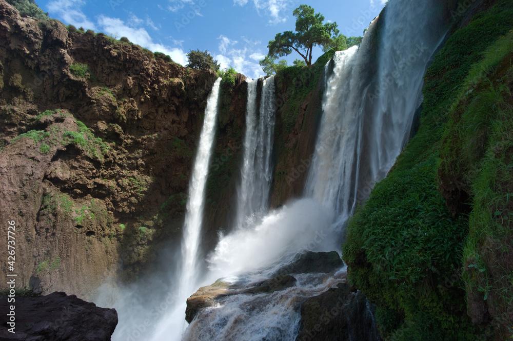 Obraz premium Gigantic Ouzoud Waterfalls in the Grand Atlas in Morocco