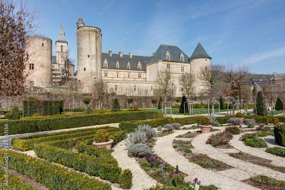 Château de Bournazel dans le département de l'Aveyron en Occitanie - Rouergue - France