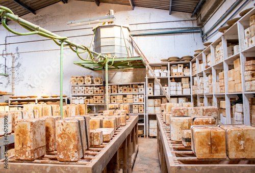 Forms for working with clay, traditional manufacture at the Azores.