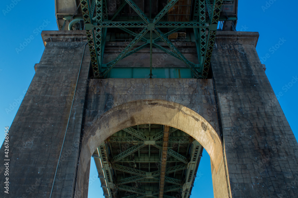 Fototapeta premium Jacques-Cartier bridge from the underside. Montreal