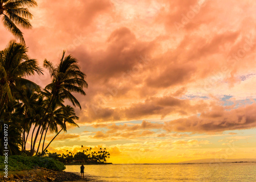 Sunrise on Lahaina Beach  Lahaina  Maui  Hawaii  USA