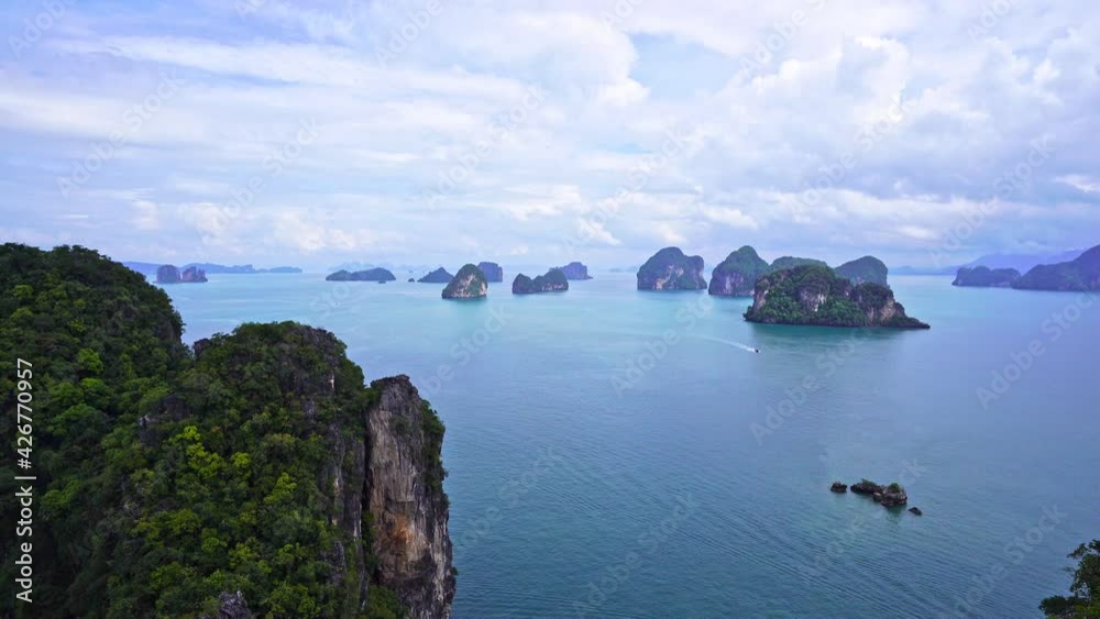 Koh Hong island New landmark to see Beautiful scenery view 360 degree at krabi province beautiful archipelago in turquoise water Amazing landscape top down nature view Koh Hong island New landmark to see Beautiful scenery view 360 degree at krabi province beautiful archipelago in turquoise water Amazing landscape top down nature view