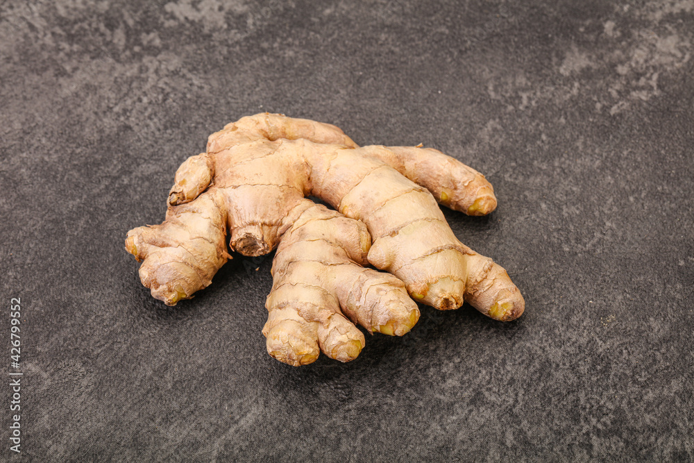 Natural organic raw ginger root