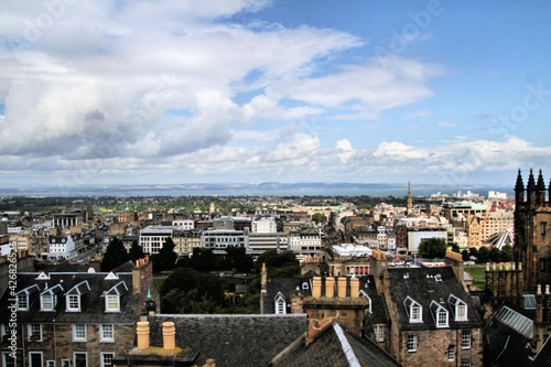 Fototapeta Naklejka Na Ścianę i Meble -  A panoramic view of Edinburgh