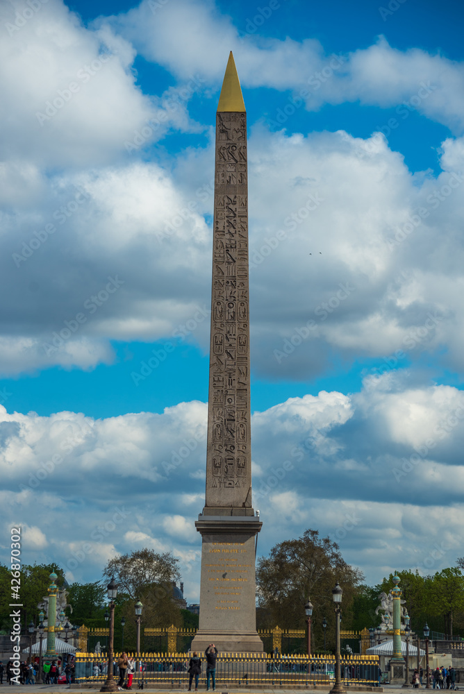 Obraz premium Luxor Obelisks Paris