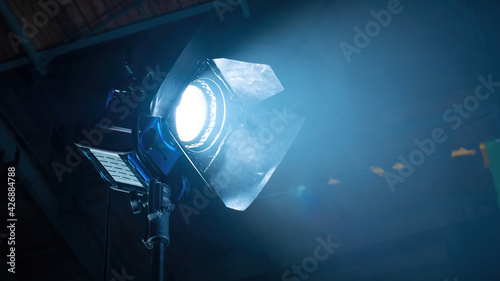 Lighting equipment on the set © frimufilms