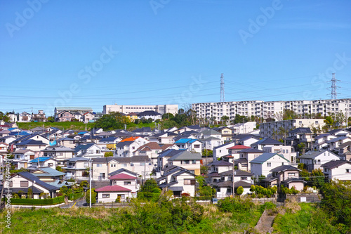 日本の郊外の閑静な住宅街