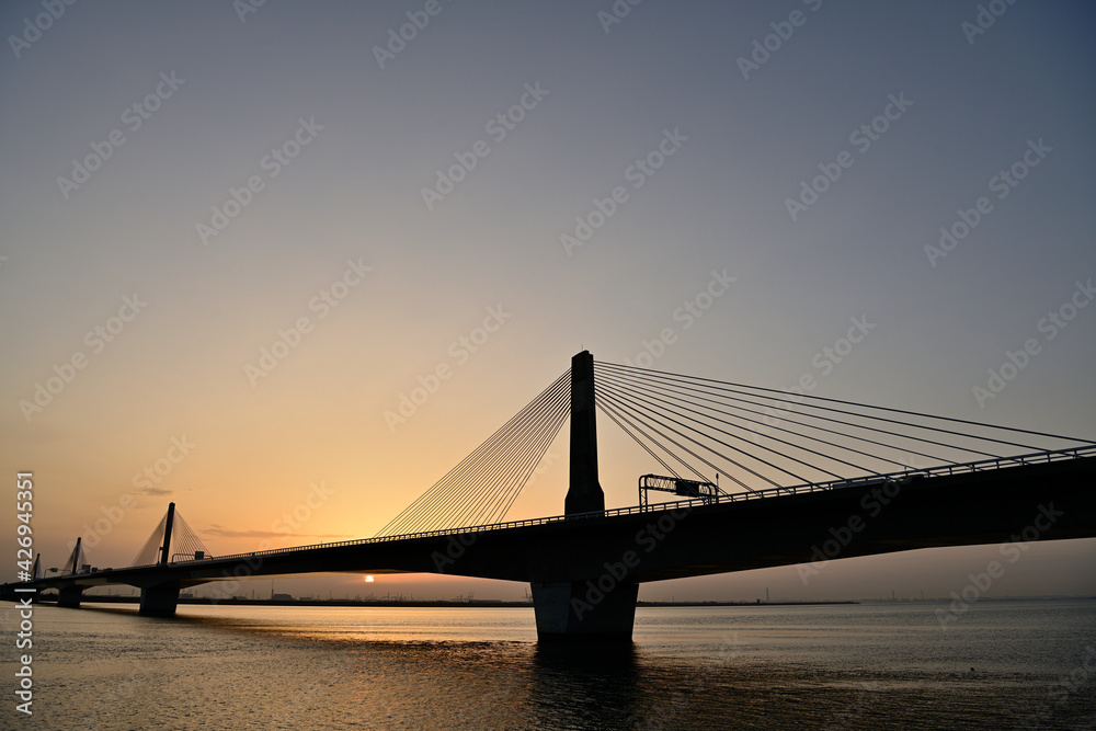 Obraz premium 日の出の風景