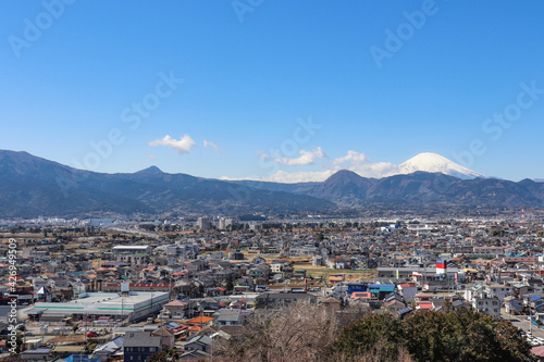 Fotografía 富士山と大井町の街並み（神奈川県大井町）