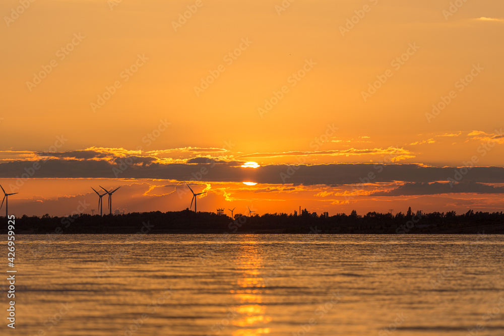 Naklejka premium Sonnenuntergang am See