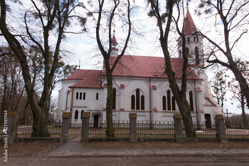 Church of the Holy Apostles Peter and Paul on the Bug river in Swierzach © rparys