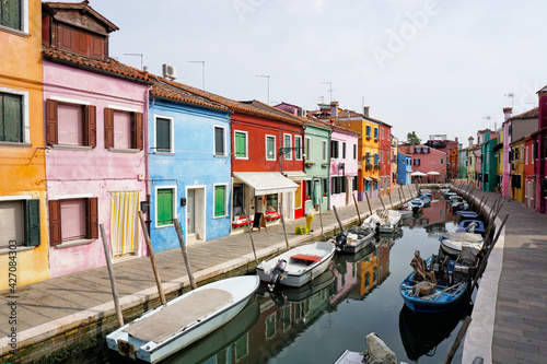 Burano island in Venice © laraslk