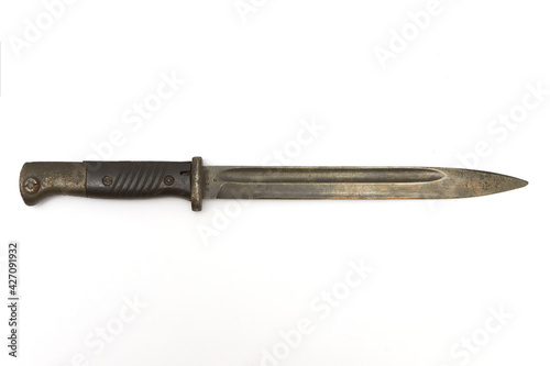 M 98 military army fighting knife used as throwing weapon
