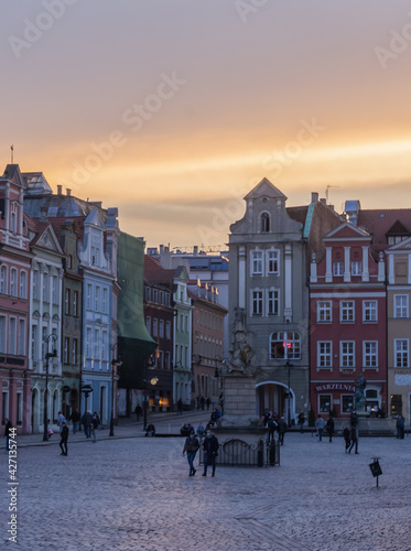 Obraz na płótnie Old Market Square in Poznan w salonie