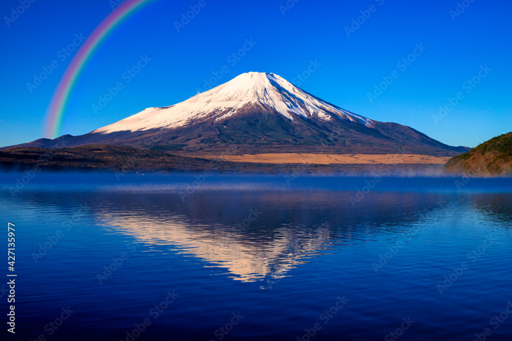 富士山にかかる虹合成