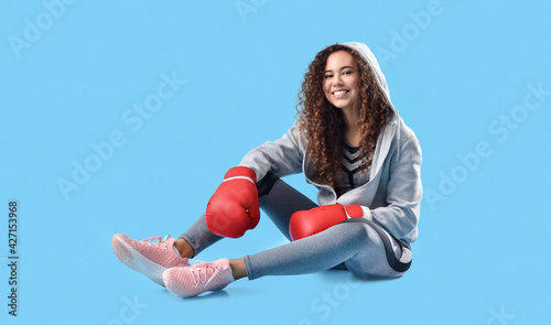 Beautiful young woman in bo...