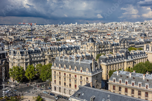 Paris Panorama with 4th (Hotel-de-Ville), 11th (Popincourt) and 12th (Reuilly) arrondissements and Place de la Bastille on the background. Paris, France. © dbrnjhrj