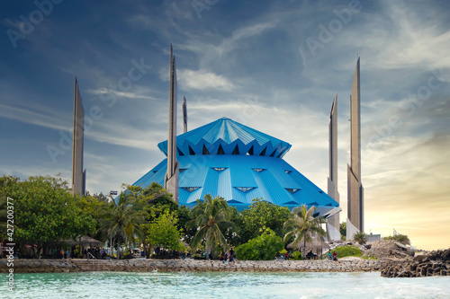 King Salman Mosque, Male Maldives  photo