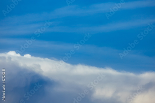 Fototapeta Naklejka Na Ścianę i Meble -  beautiful shape of cloud and blue sky for background, abstract texture for presentation template