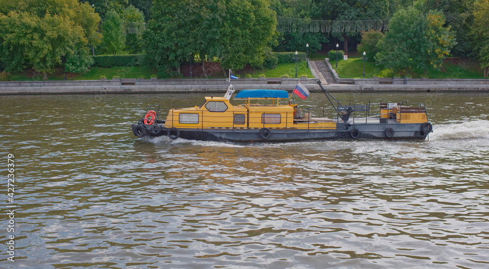 Fototapeta premium Moscow. The boat sails along the Moscow River