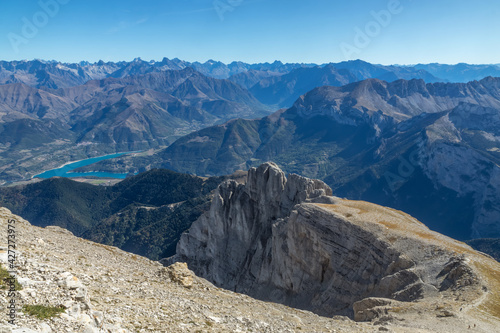 Lac du Sautet ,Grande Tête de l' Obiou ,Paysage du Massif du Dévoluy en été , Isère , Alpes France	 photo