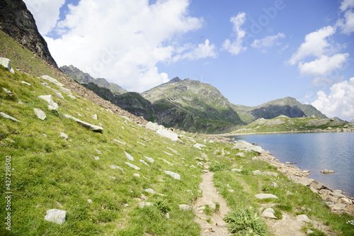 Panorama um den Langsee von den Spronser Seen, hochalpine Bergseen in der Texelgruppe in Südtirol