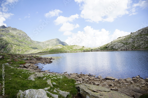 Panorama um den Langsee von den Spronser Seen, hochalpine Bergseen in der Texelgruppe in Südtirol