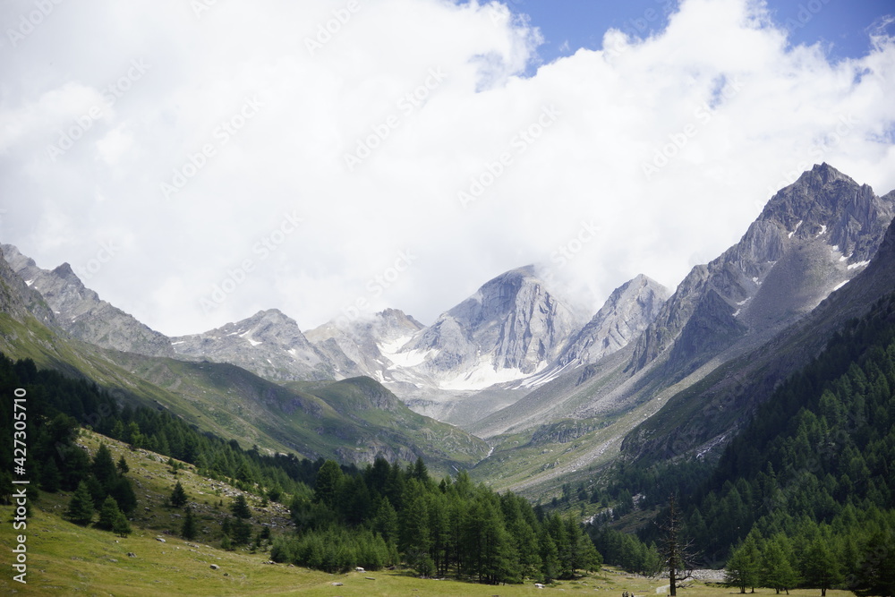 Panorama und Wanderweg durch die Ötztaler Alpen in der Texelgruppe in Südtirol, 