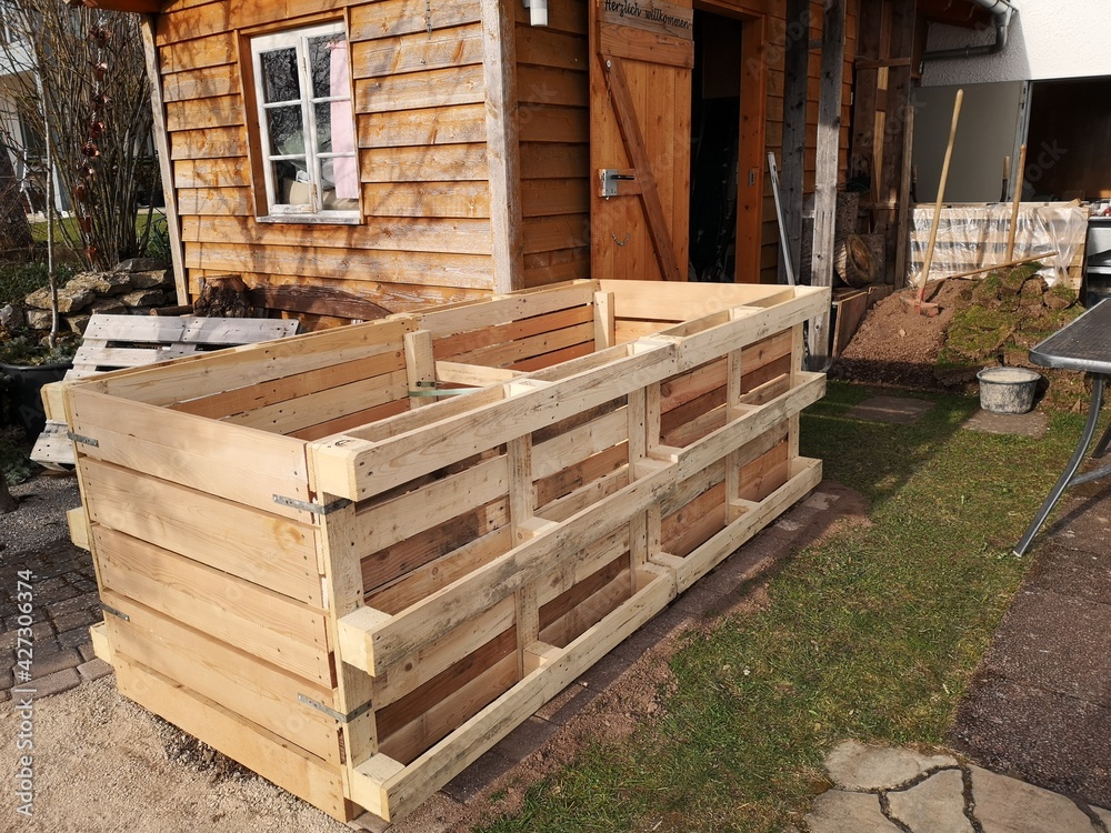 DYJ Hochbeet mit Paletten selber bauen. DYJ Hochbeet mit Paletten selber bauen.