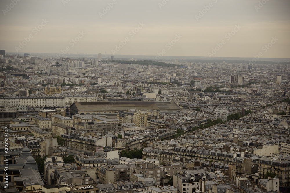 Paris von oben von der Spitze von Sacre Coeur
