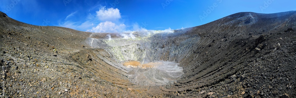Cratère de la Fossa de Vulcano en Sicile