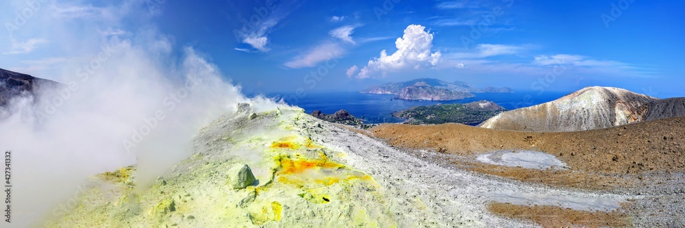 Cratère de la Fossa de Vulcano en Sicile
