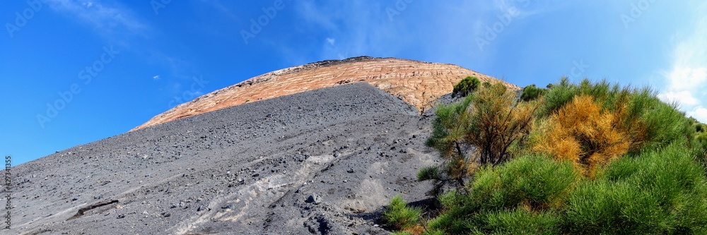 Cratère de la Fossa de Vulcano en Sicile