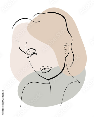 Fashion lineart portrait of young beautiful woman