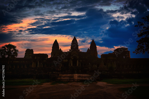 Angkor Wat temple at sunset