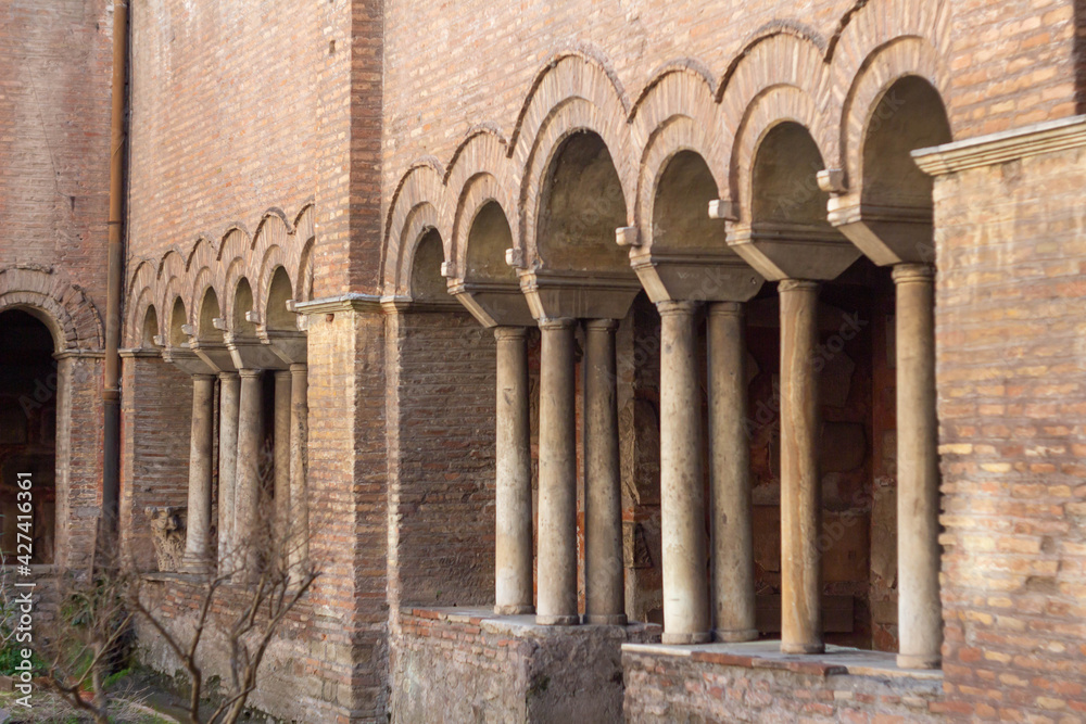 The arches of consists of the Basilica of San Lorenzo.  with single columns surmounted by the so-called crutch capitals, large and trapezoidal was built in the 12th century
