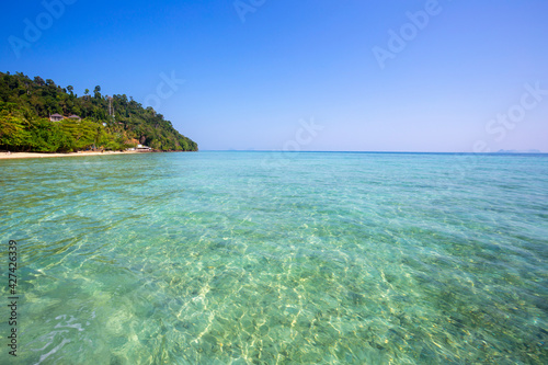 Fototapeta Naklejka Na Ścianę i Meble -  Beautiful beach at Koh Ngai island