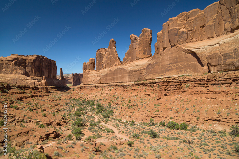 Park Avenue and Courthouse Towers in Arches