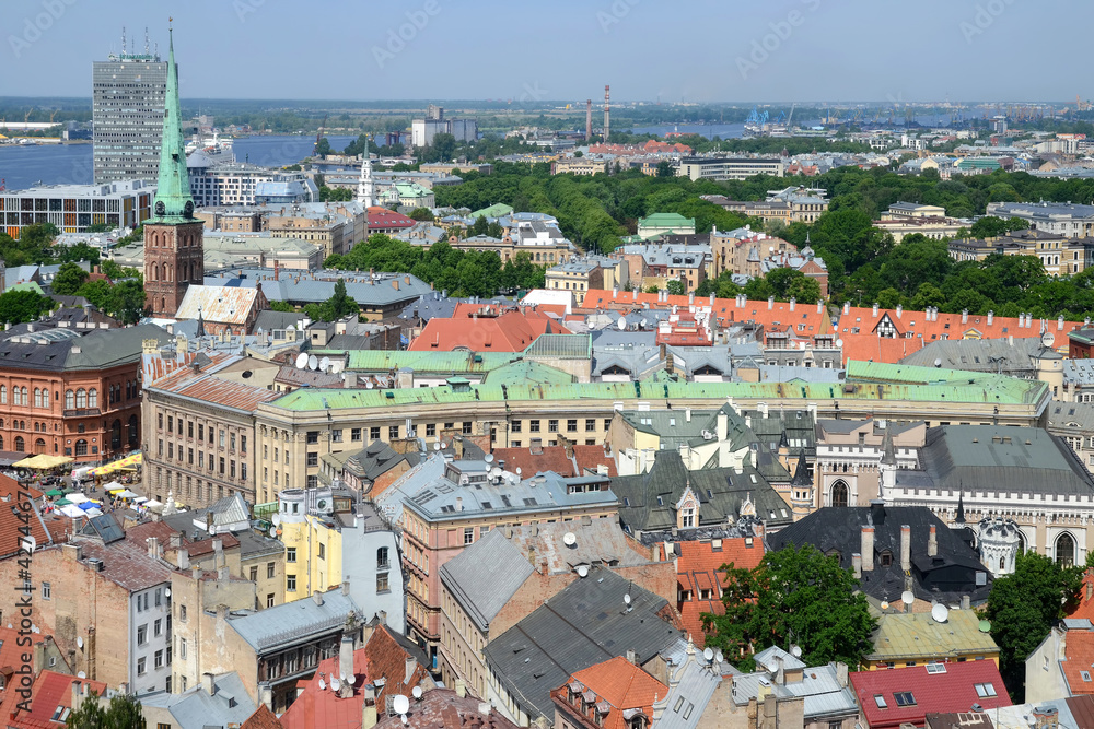 Obraz premium Aerial panoramic view of the old town. Riga, Latvia..