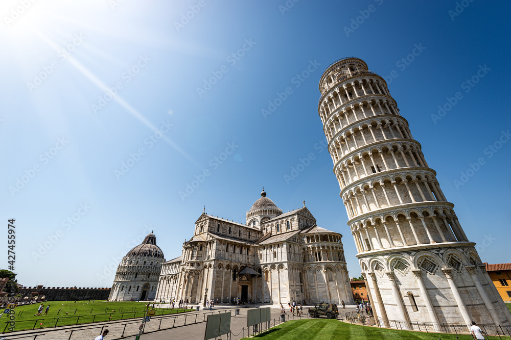 Pisa, Piazza dei Miracoli (Square of Miracles) with the Leaning Tower, the Cathedral and the San Giovanni Baptistery. UNESCO world heritage site, Tuscany, Italy, Europe.