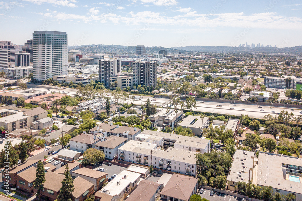 Naklejka premium Aerial Drone View Photo of Glendale, California for Homes and Buildings