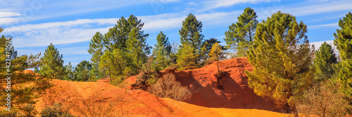 Obraz na plátně Red land of the Colorado Provencal, an old ocher quarry in Rustrel France