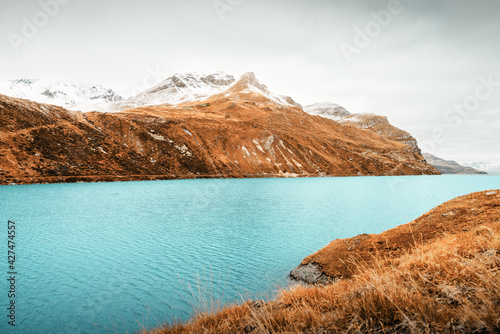 Bergseelandschaft vom Lac de Moiry ein Stausee auf dem Gebiet der Gemeinde Anniviers im Schweizer Kanton Wallis photo